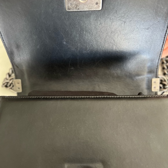 Authentic CHANEL Medium Flap Boy Bag - PRISTINE CONDITION. - Picture 9 of 15